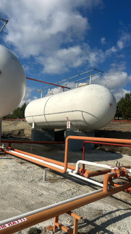 LPG GAS USED TANK AND USED ALL EQUIPMENT