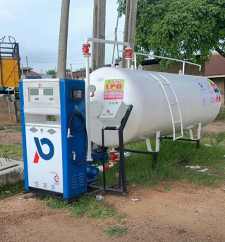 Construction and installation of mini skid